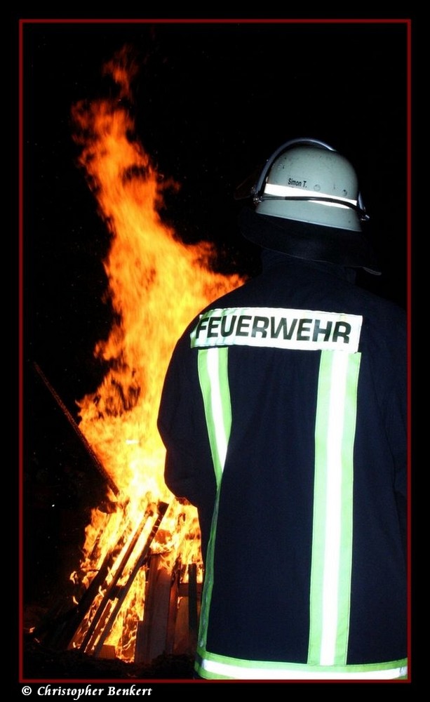 Vor dem Feuer