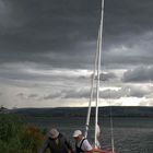 Vor dem Gewitter - Segelboot an Land!