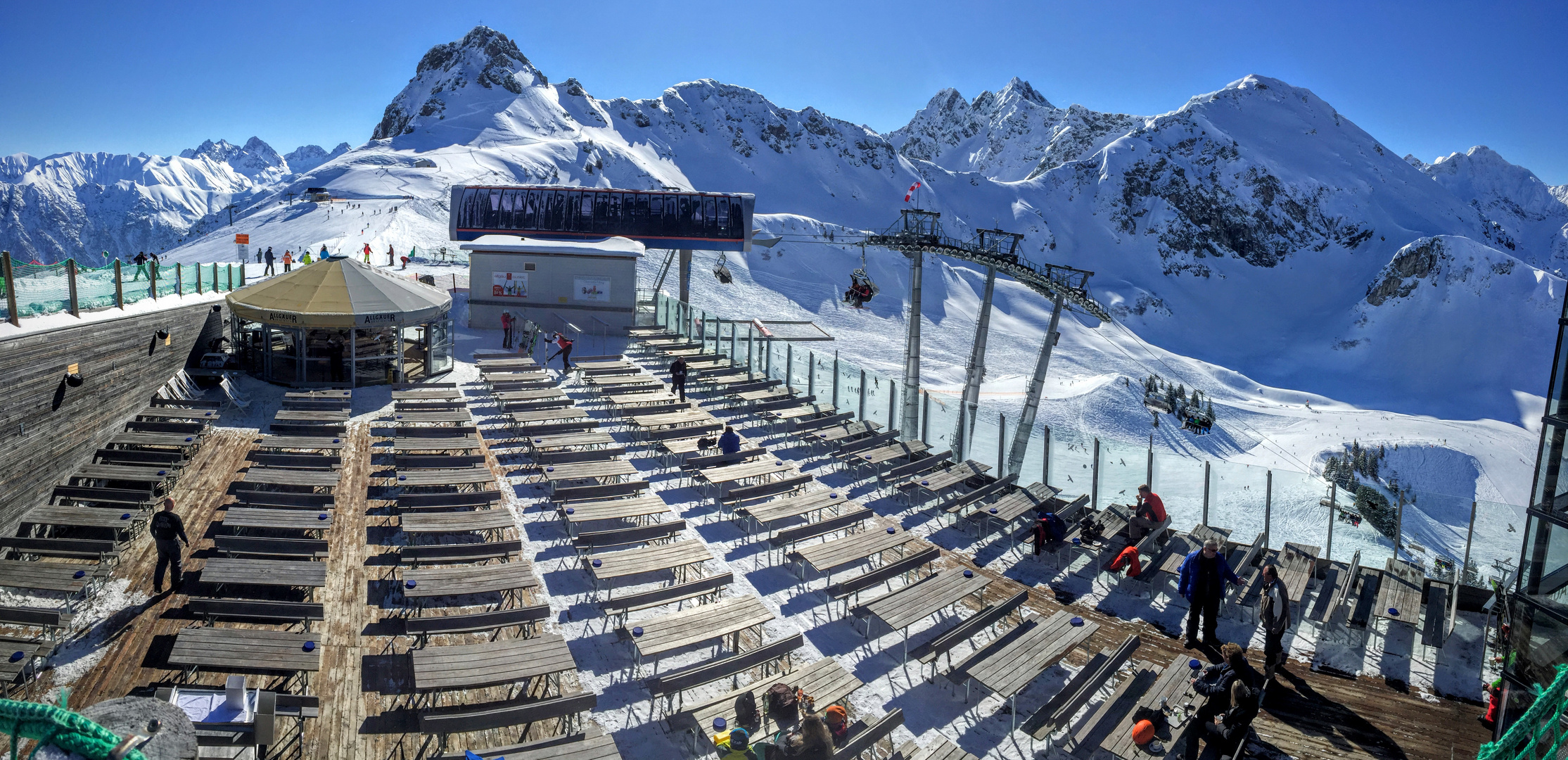 Vor dem großen Ansturm - Bergstation Kanzelwand Riezlern