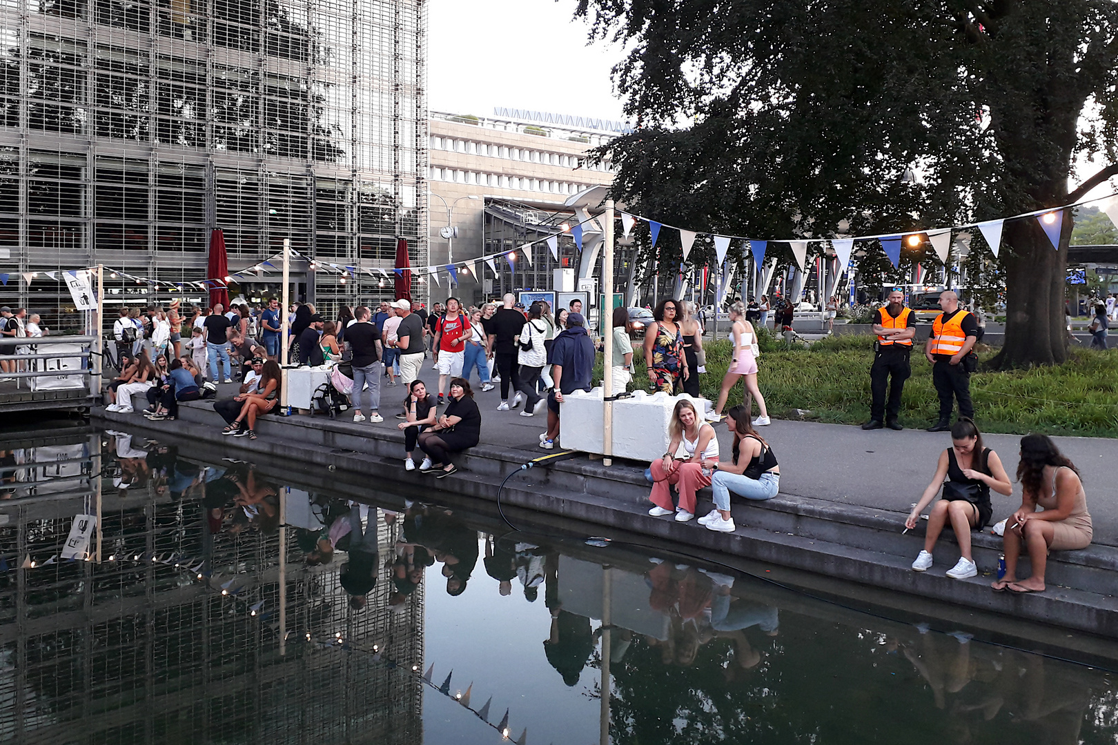 Vor dem KKL in Luzern