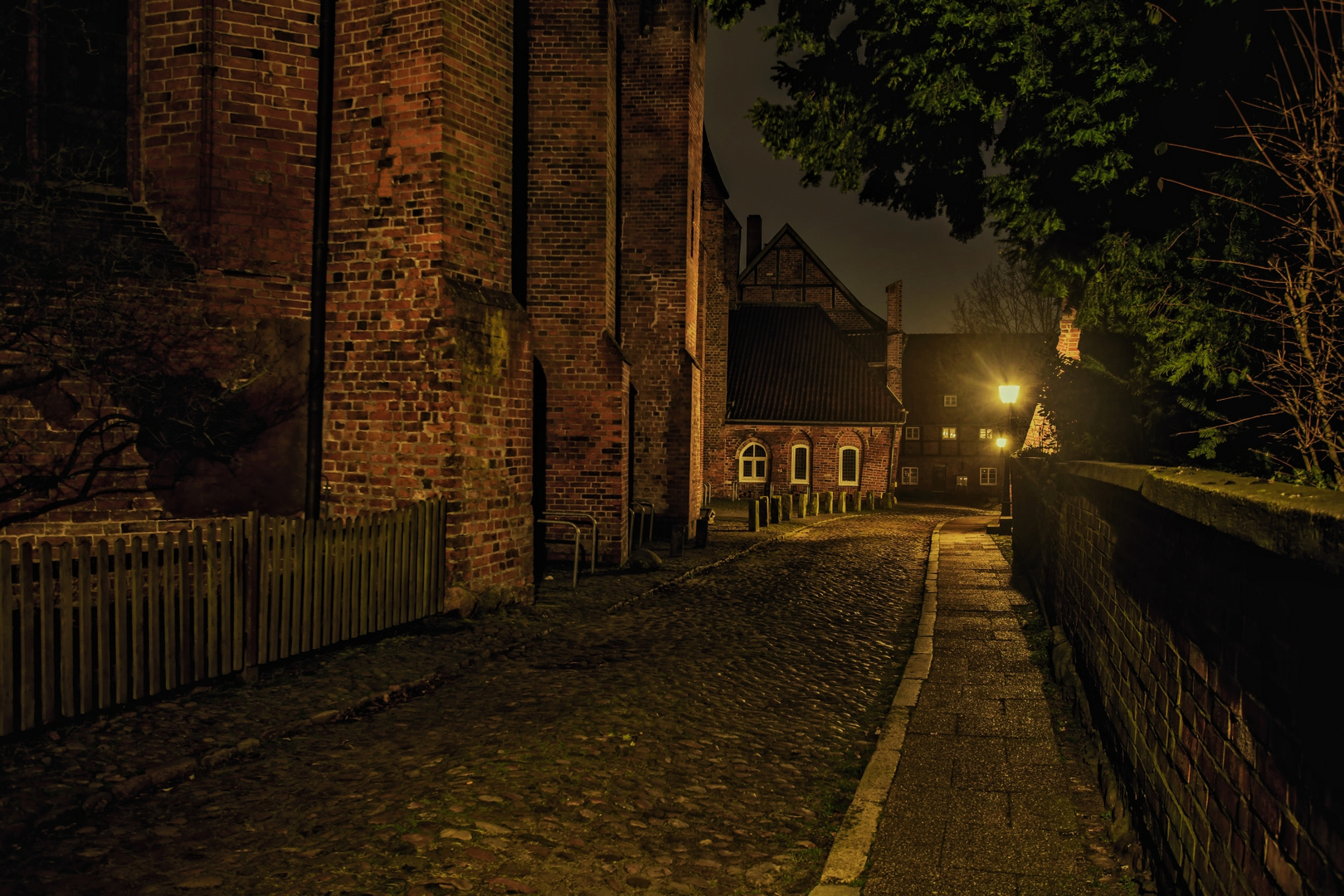 Vor dem Kloster Lüne