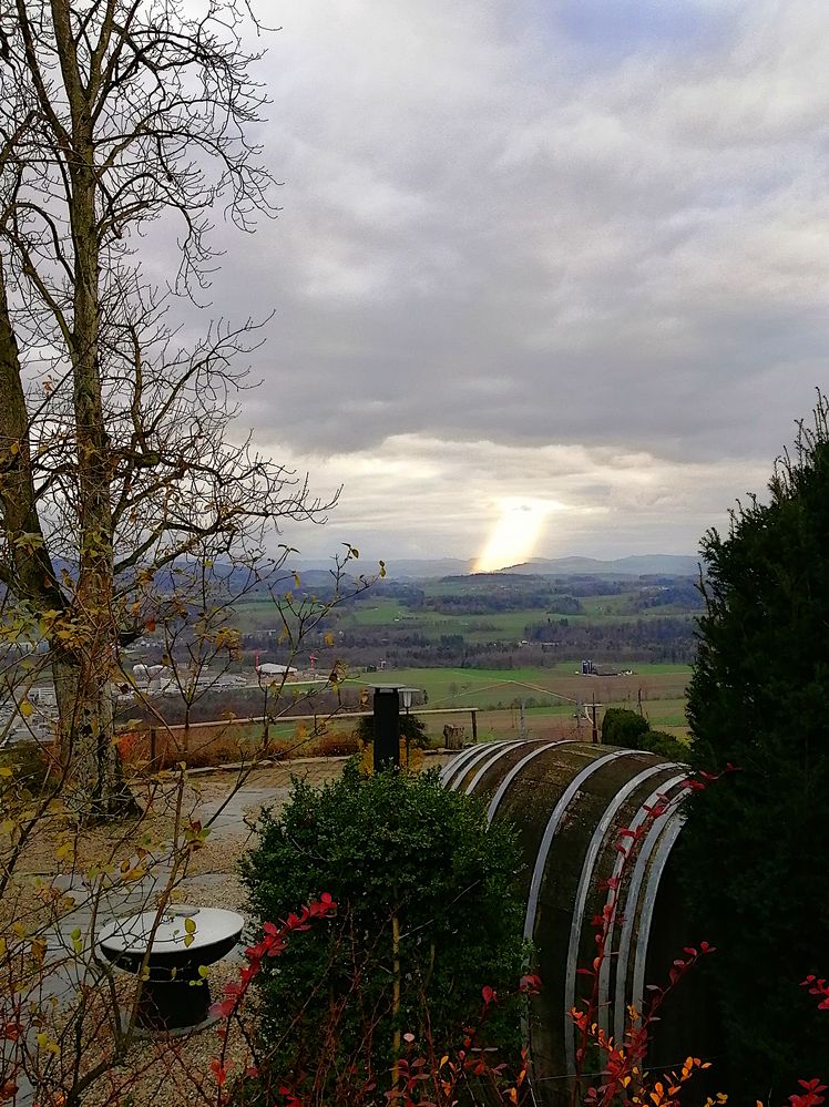 Vor dem Leidmahl, am Tag der Beerdigung