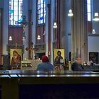 Vor dem orthodoxen Gottesdienst für Rumänen in Düsseldorf am 6.10.2013