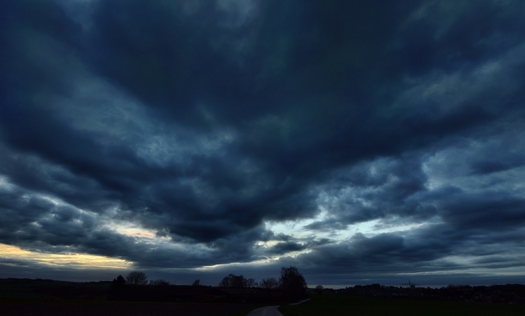 Vor dem Regen ??