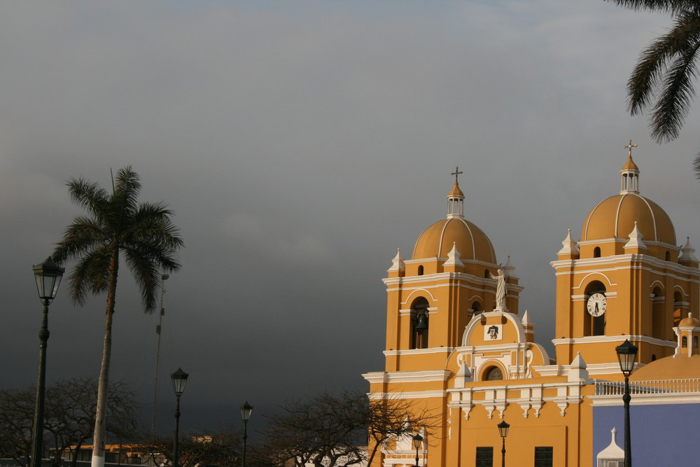 Vor dem Regen in Trujillo