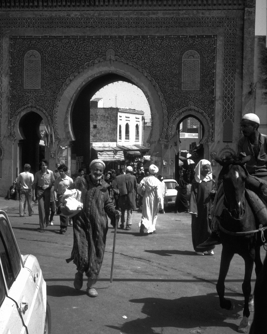 Vor dem Stadttor von Fes - 1971