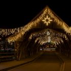 vor dem Weihnachtsmarkt