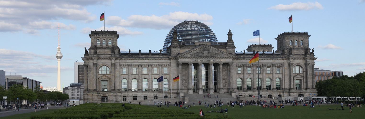 vor den Reichstag
