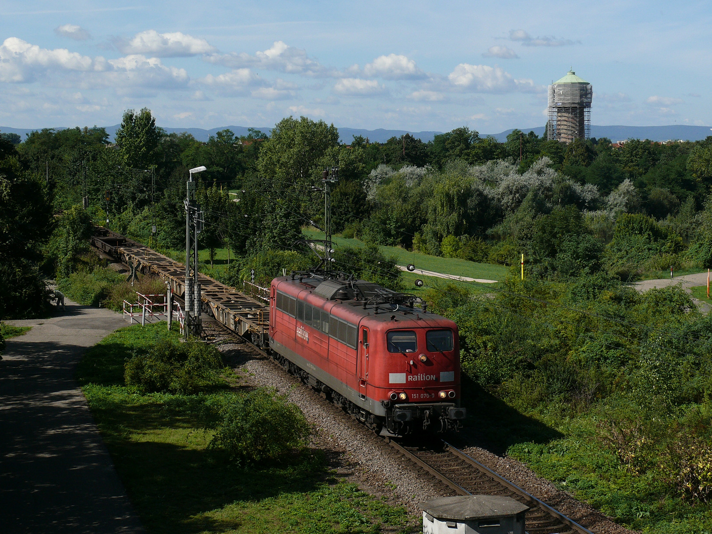 vor der BASF in Ludwigshafen