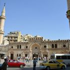 Vor der Hussein-Moschee in Amman