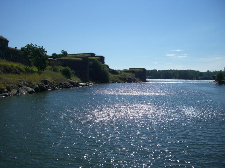 vor der Insel Suomenlinna