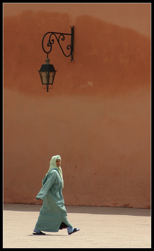 ... Vor der Koutobia Moschee in Marrakesh ..