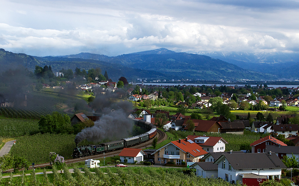 Vor der Kulisse der Alpen