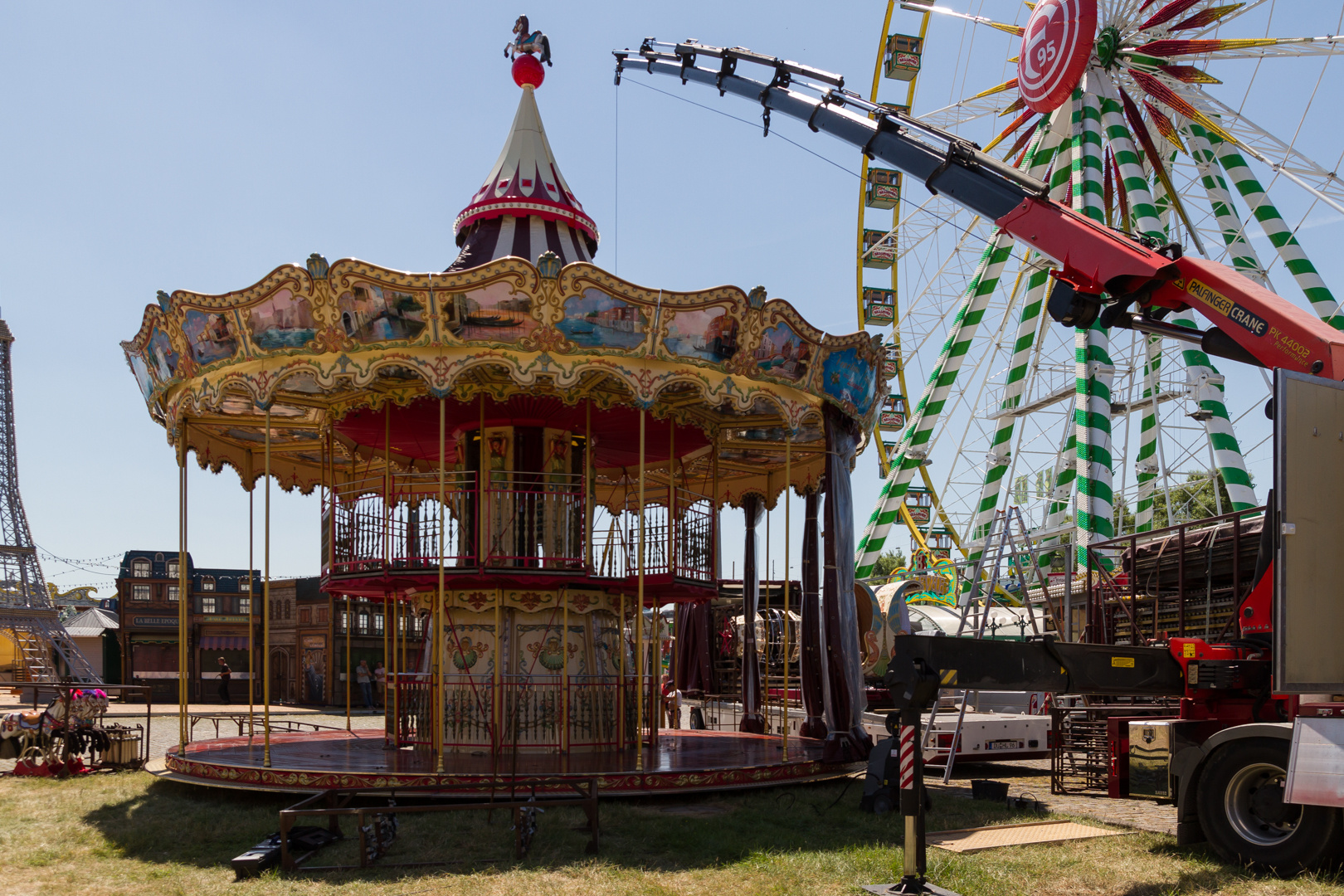 Vor der ... Rheinkirmes Düsseldorf_V03