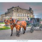 ... vor der Semperoper im Mittelalter