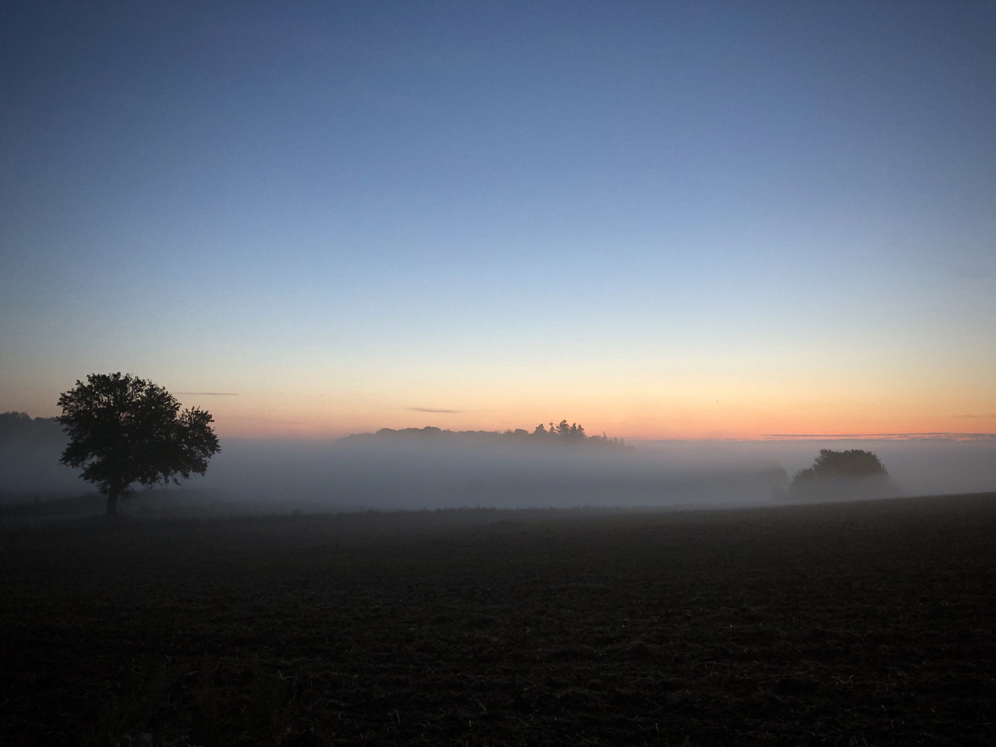 - Vor Sonnenaufgang -