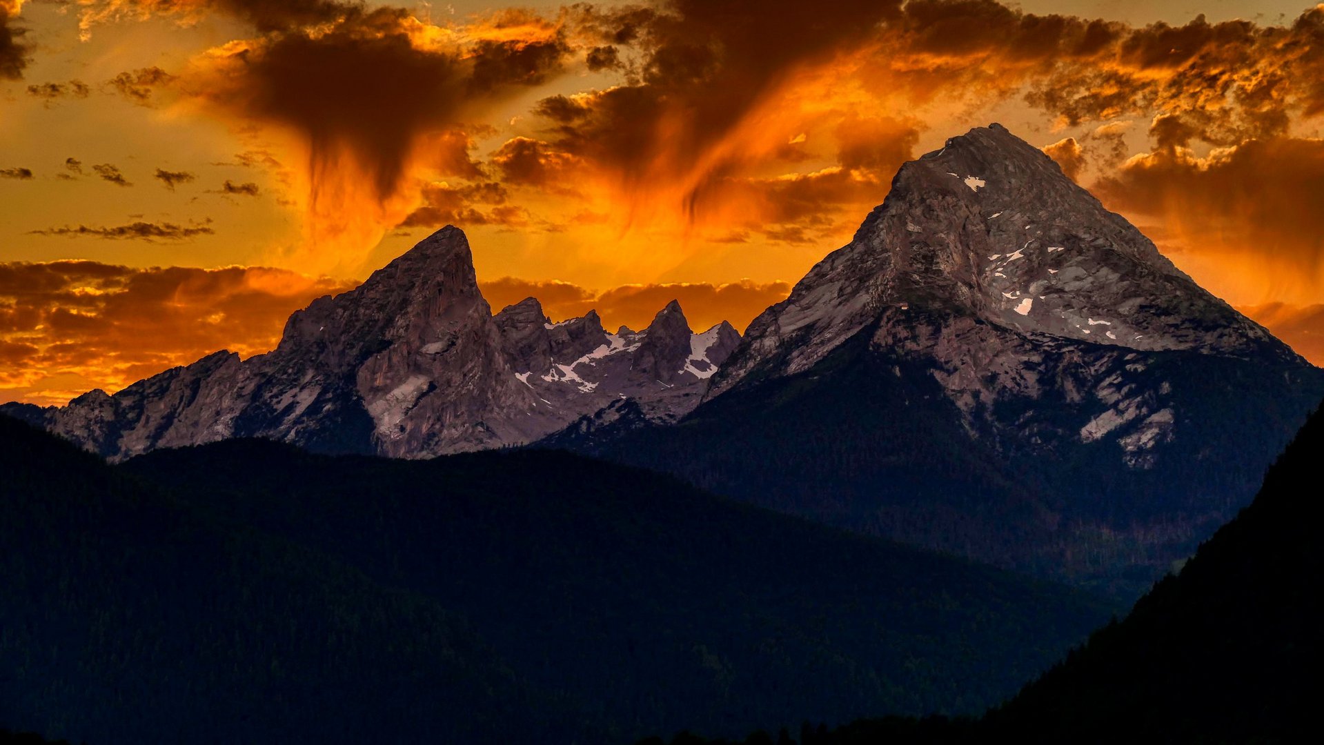 vor Sonnenaufgang am Watzmann...