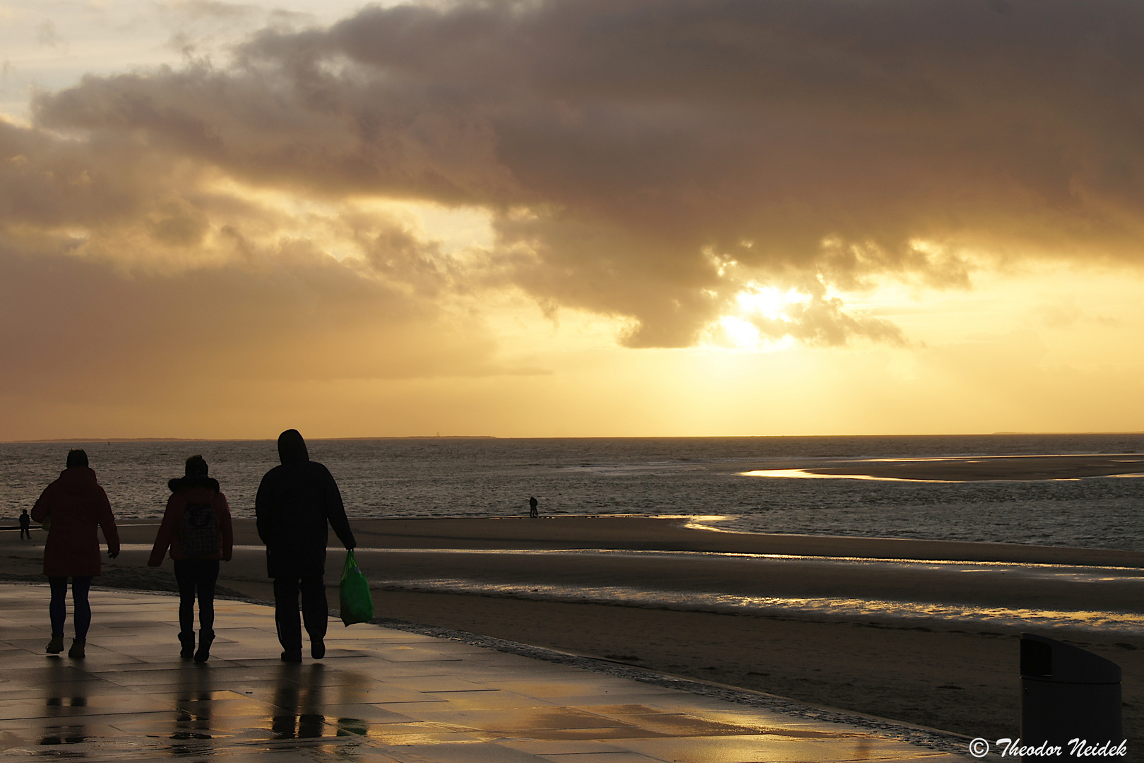  Vor Sonnenuntergang