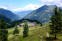 Vor uns liegt GARFRESCHA – MAISÄSS …,