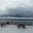 vorbei am Regen / Ostsee-Fähre Richtung Kiel