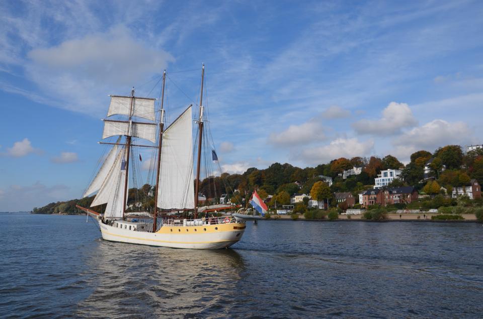 Vorbei an Blankenese....