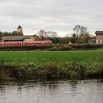 Vorbeifahrt am alten Bahnhof