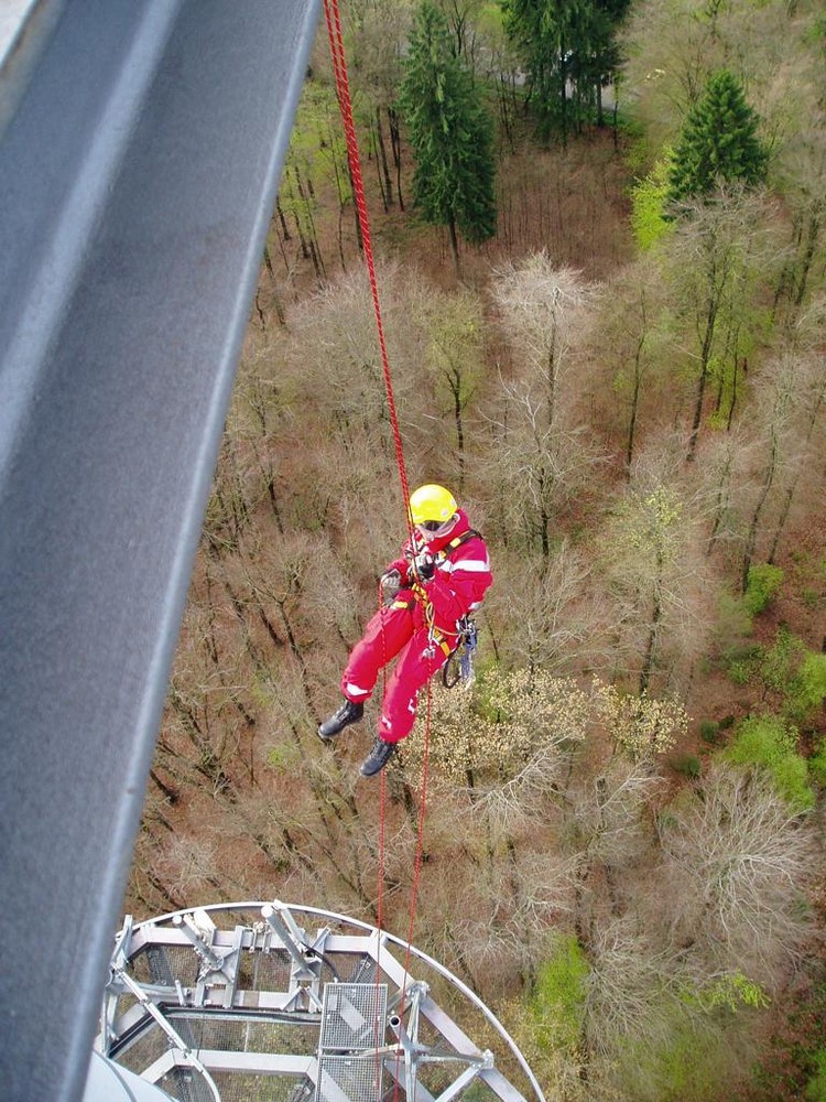 Vorbereitung Rettungsübung Höhenrettung