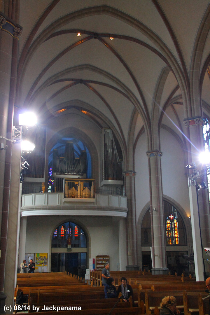 Vorbereitungen zum ZDF-Fernsehgottesdienst in St. Lamberti, Gladbeck (6)