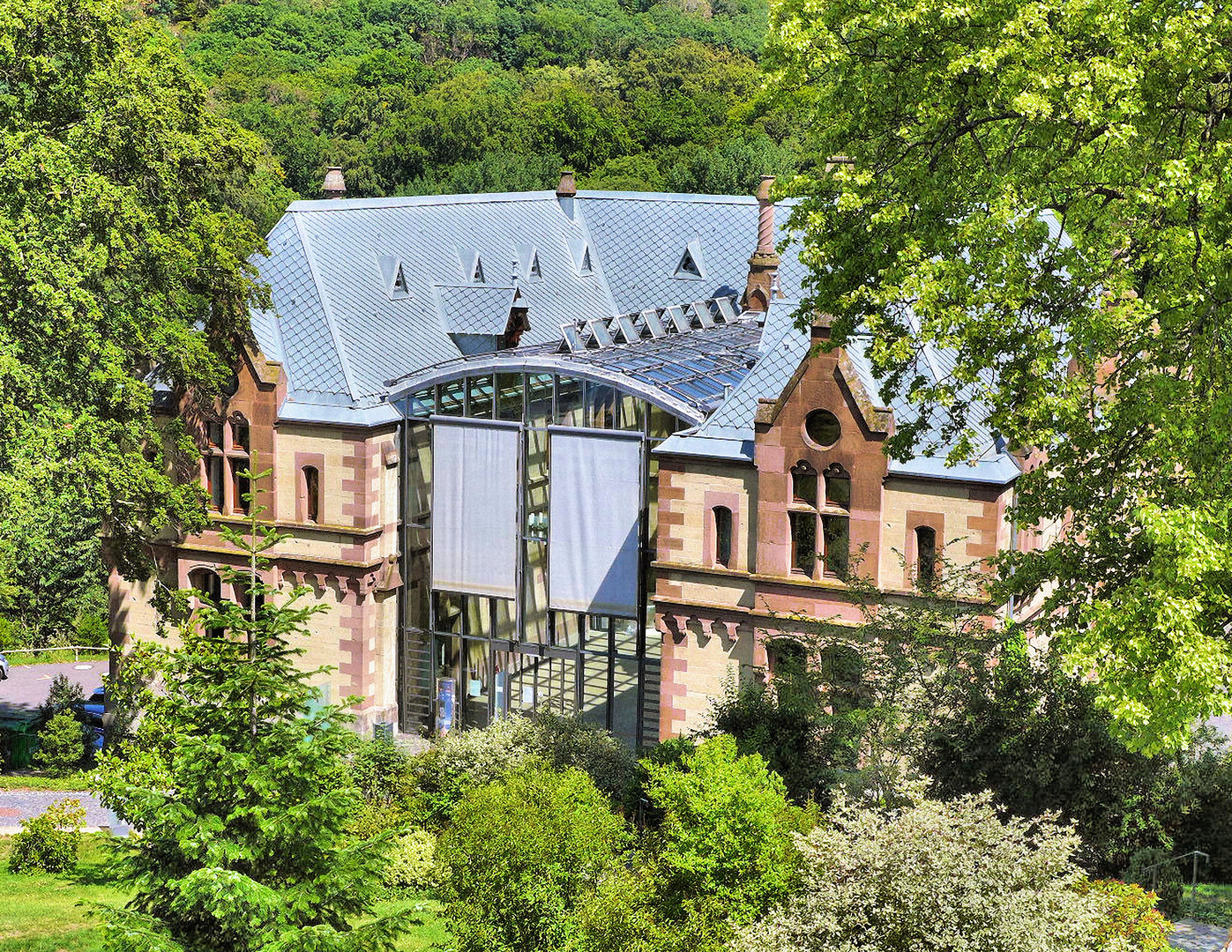 Vorburg Schloss Drachenburg 