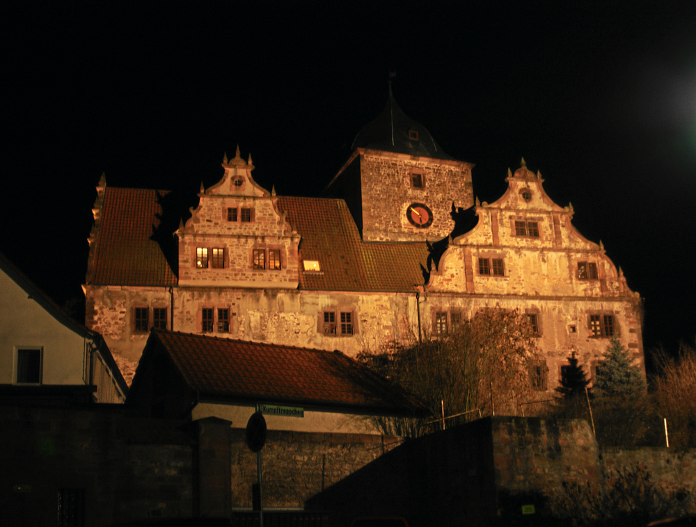 Vorderburg in Schlitz bei Nacht