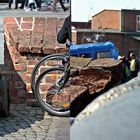 Vorderlader Kanone an der alten Stadtmauer in der Hansestadt Wismar.