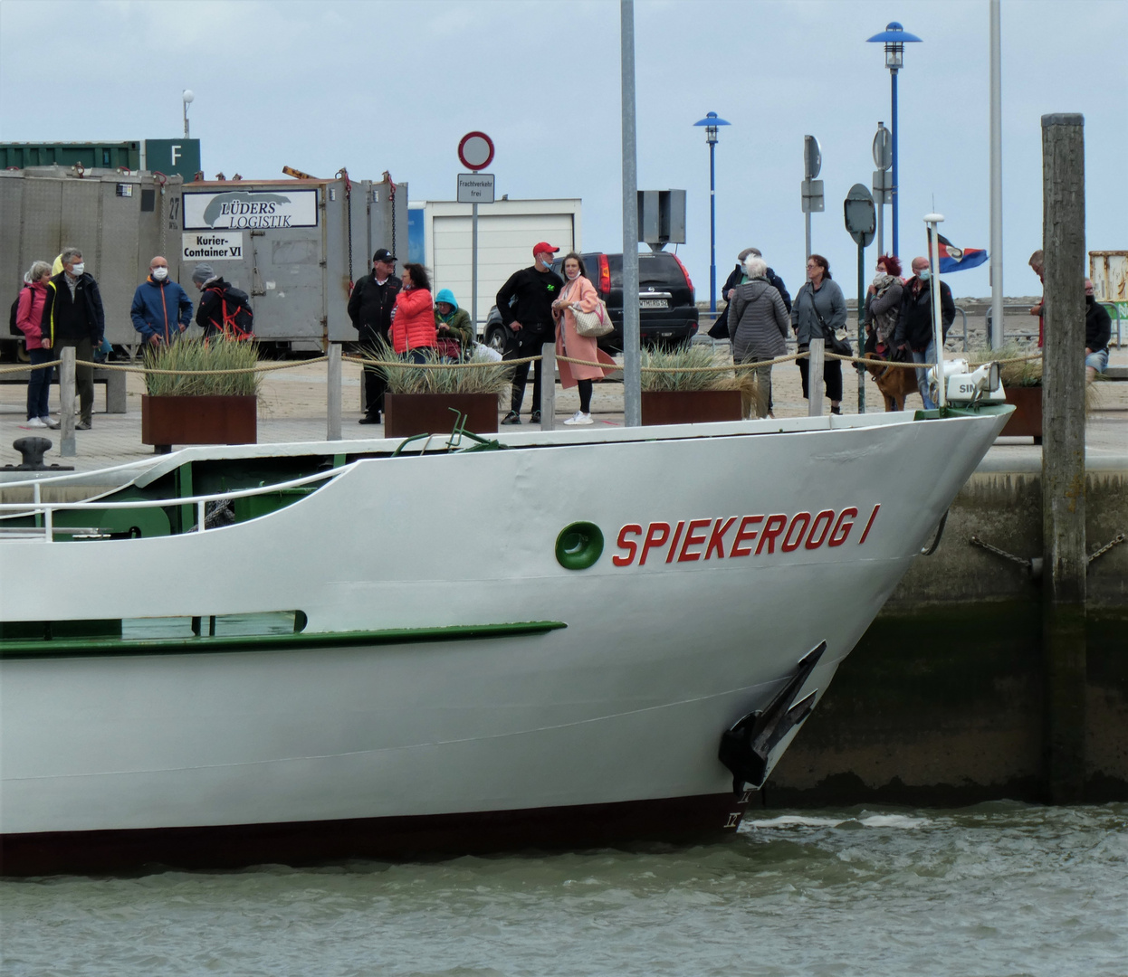 Vorfreude. Boarding auf dem Weg zur grünen Insel