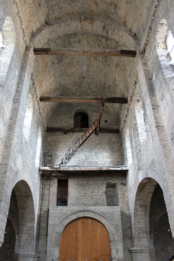 Vorkirche Abtei Saint-Philibert Tournus - Leiter im Gewölbe