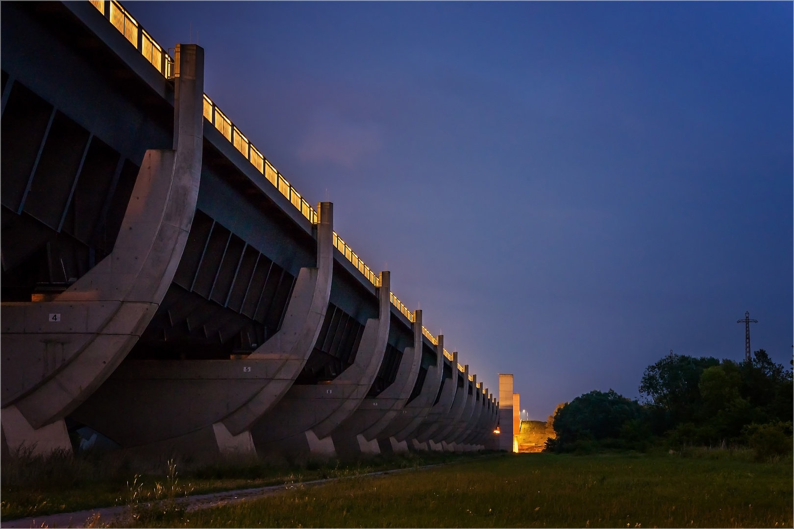 Vorlandbrücke