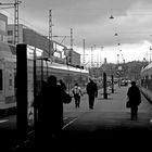 Vorortbahnen im Hauptbahnhof Helsinki