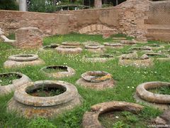 Vorratsbehälter in Ostia Antica