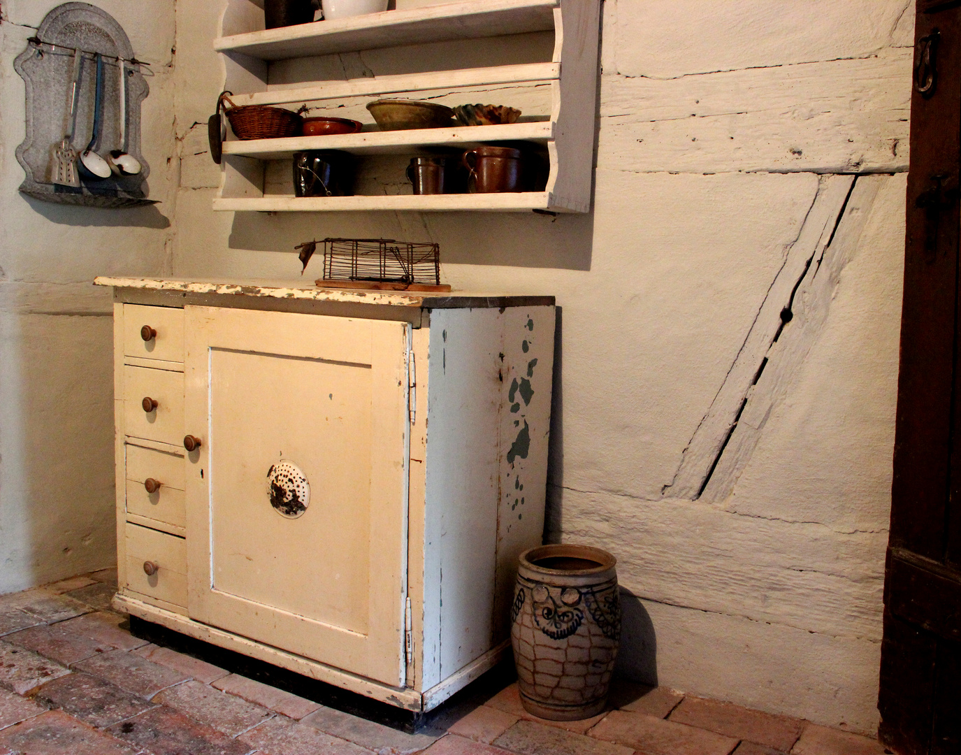 Vorratsschrank Foto & Bild | deutschland, europe, bayern Bilder auf