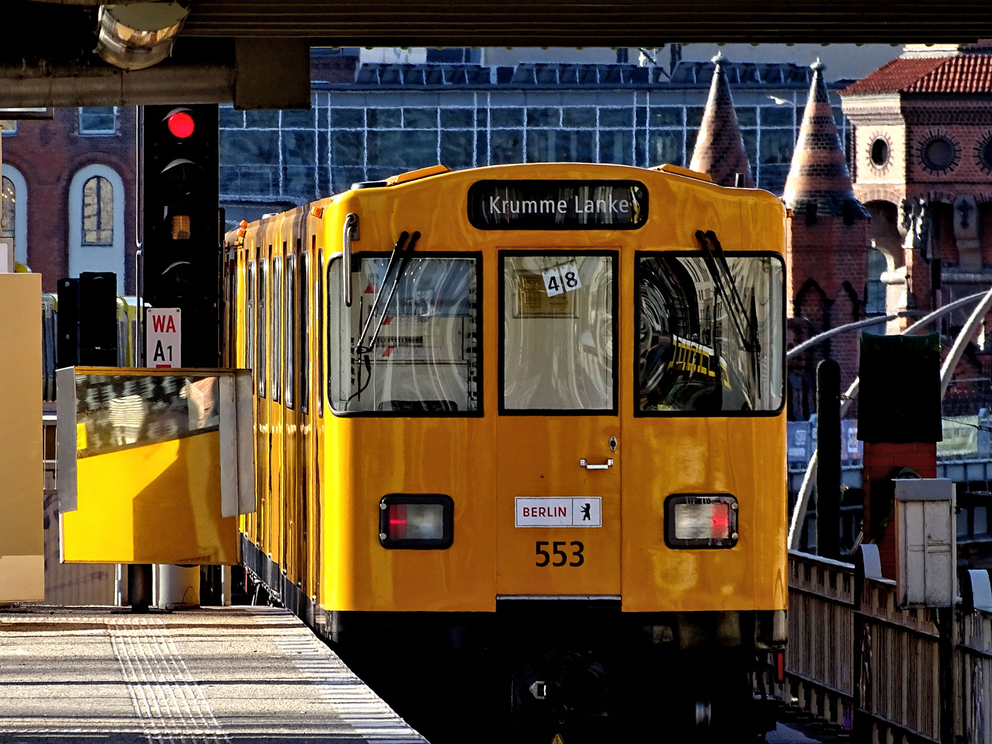 Vorsicht an der Bahnsteigkante