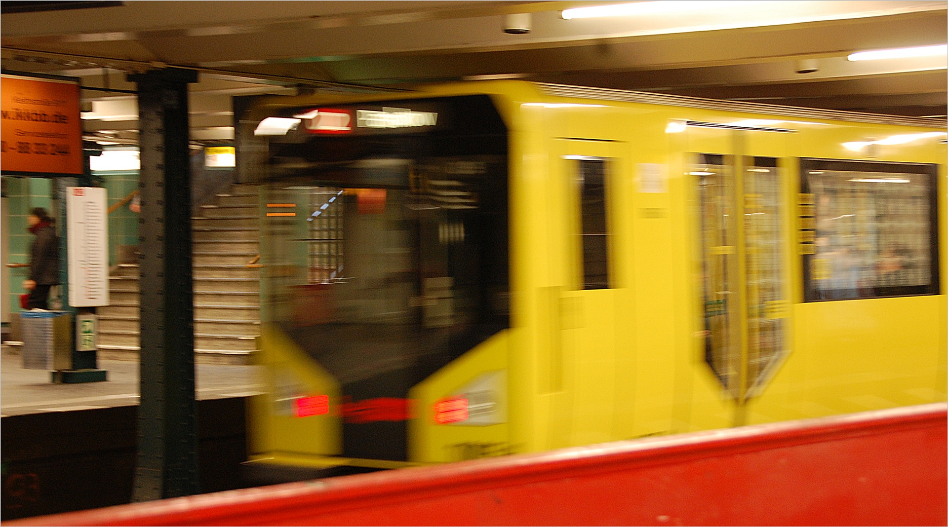 Vorsicht an der Bahnsteigkante