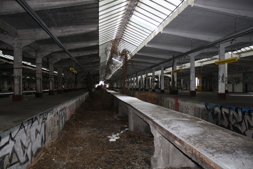 Vorsicht an der Bahnsteigkante ...