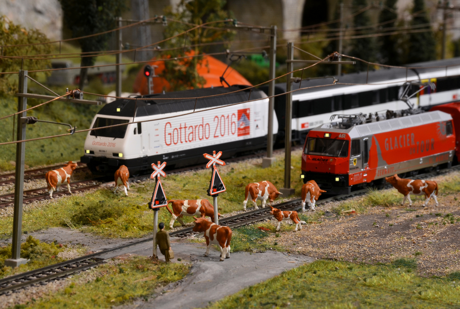 vorübergehende  Einstellung der Bahnbetriebs