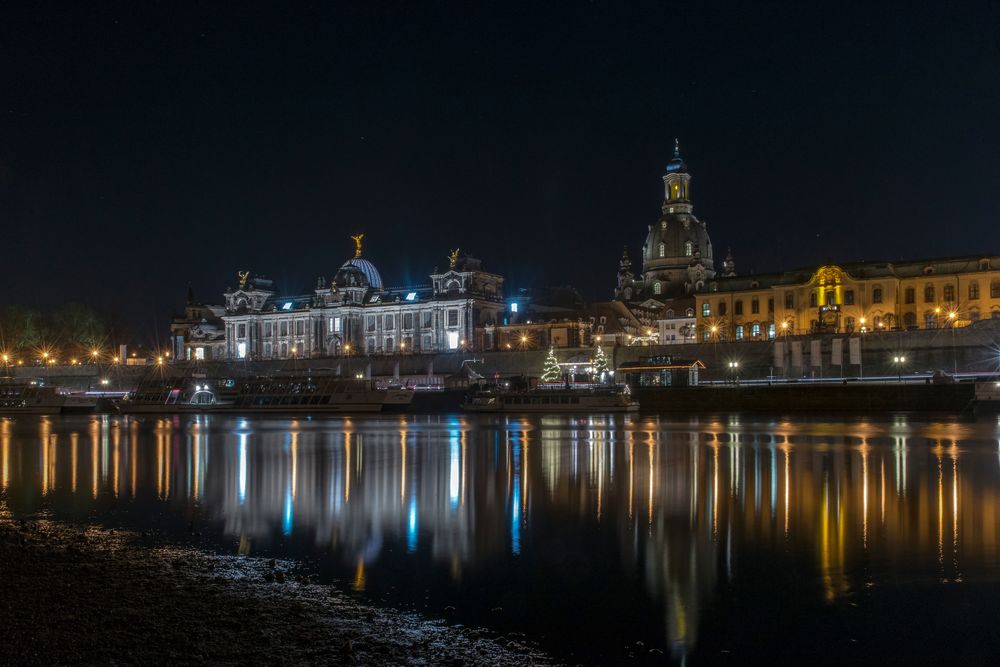 vorweihnachtliches Elbflorenz