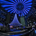 Vorweihnachtliches Sony-Center 