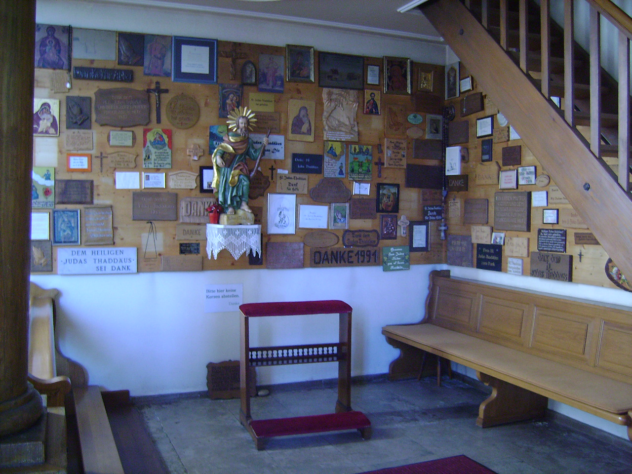 Votivtafeln in der Ohmenkapelle in St. Märgen / Schwarzwald