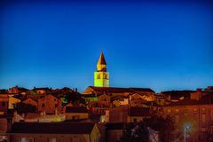 Vrbnik bei Nacht ...