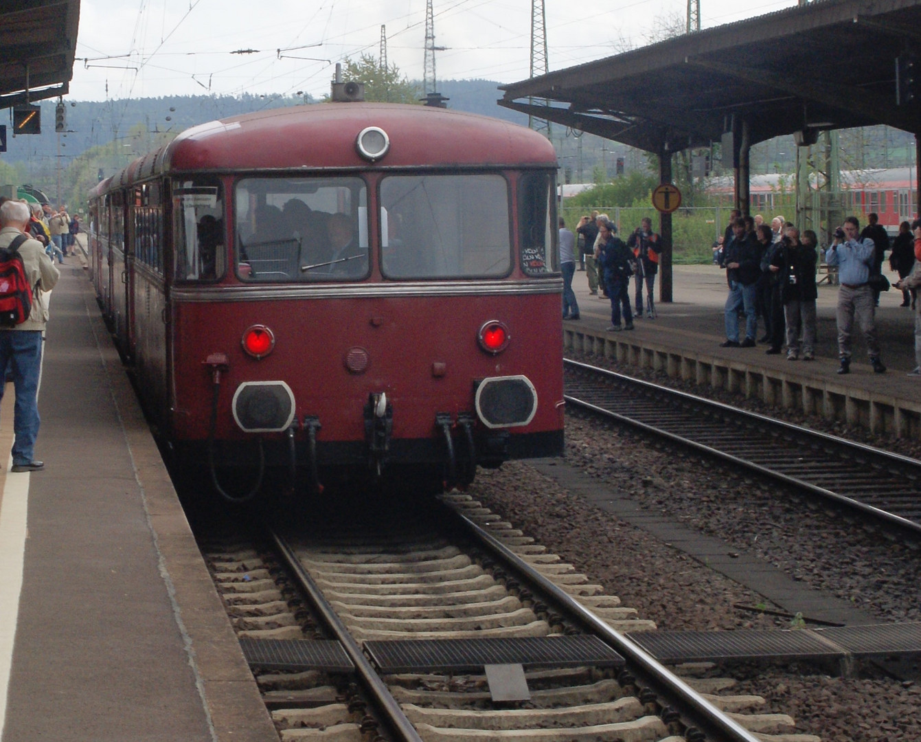 VT 2.09.271 von Köstners Schienenbusreisen in Dreierpack