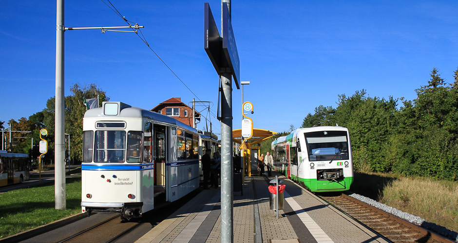 VT 319 und Strassenbahn