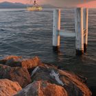 Vue du lac Léman le soir.