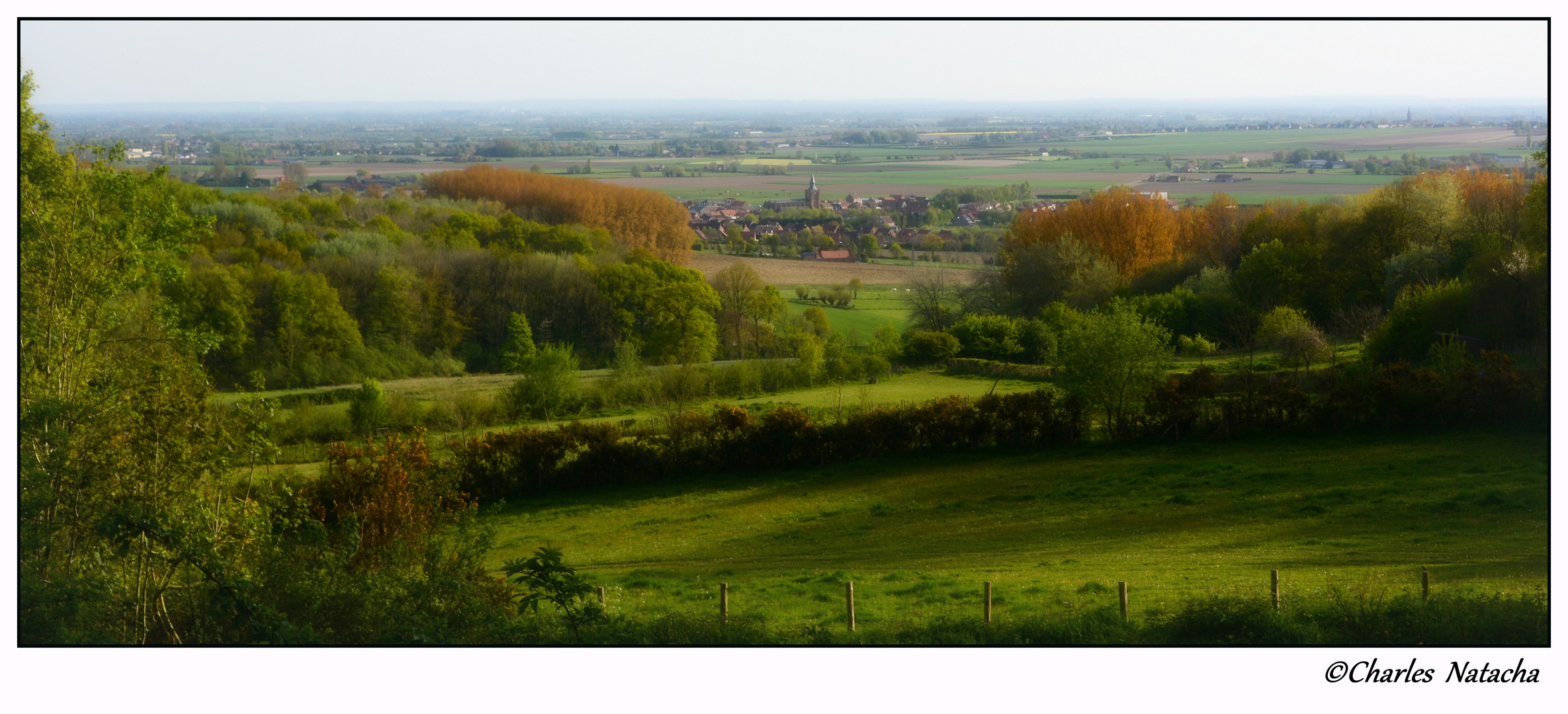 Vue du mont noir sur la campagne flamande