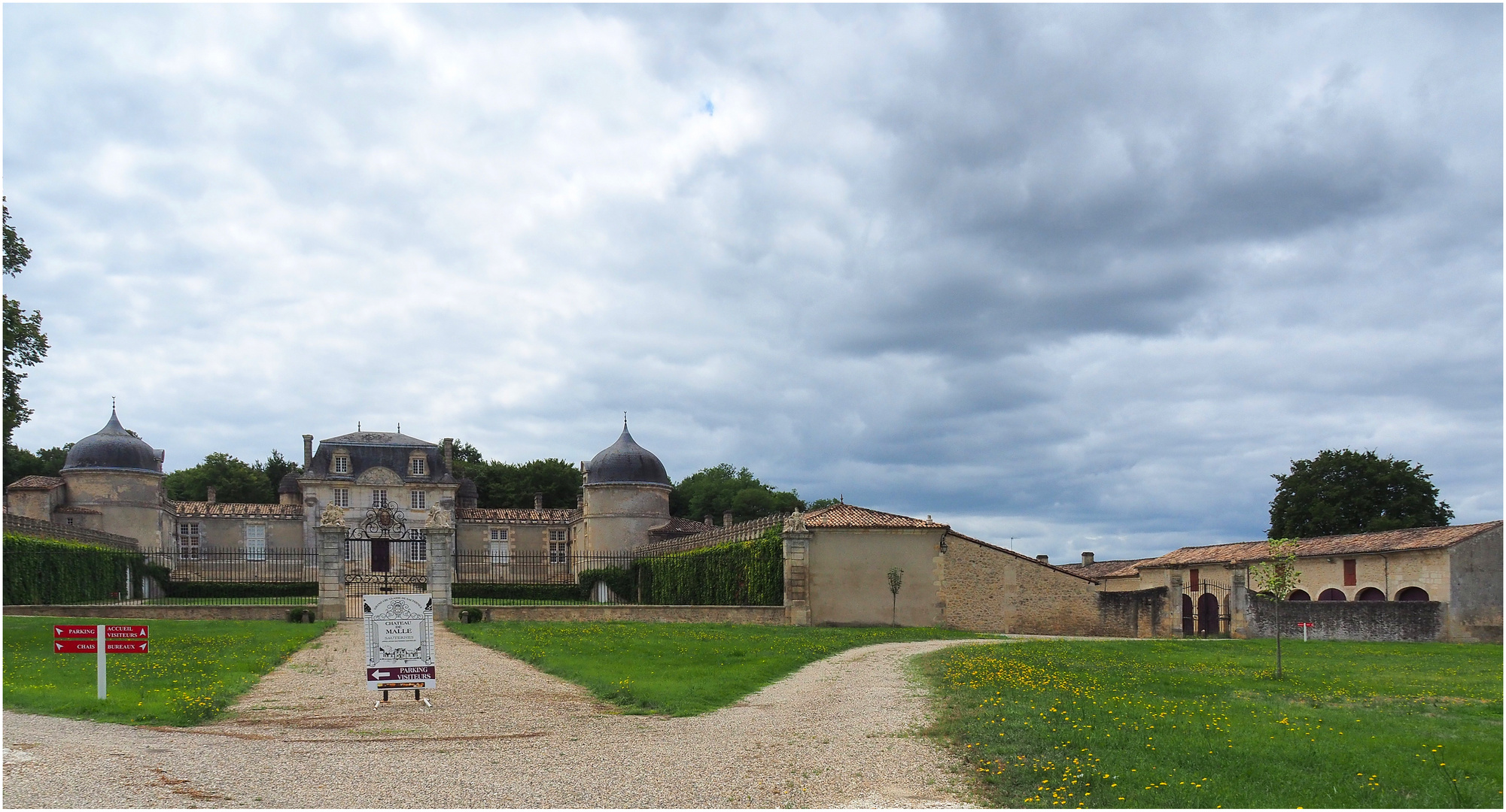 Vue générale du Château de Malle